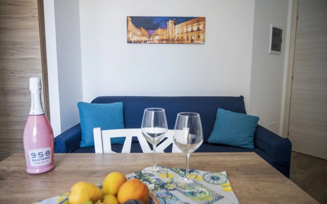 Madreperla Apartment On Sea Shore