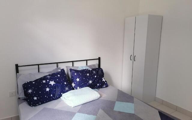 Comfy 3-Bedroom Apartment