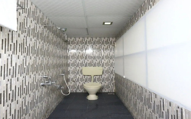 OYO 5448 Phoenix Hospitality Apartments