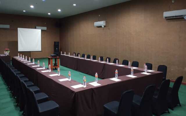 Hotel Grand Karawang Indah