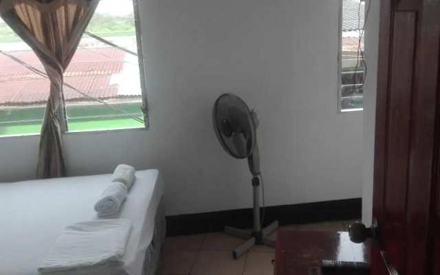 Hostal Don Frank