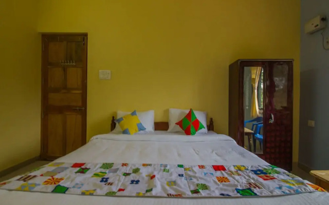 OYO 14885 Home Tranquil 1BHK Morjim Beach