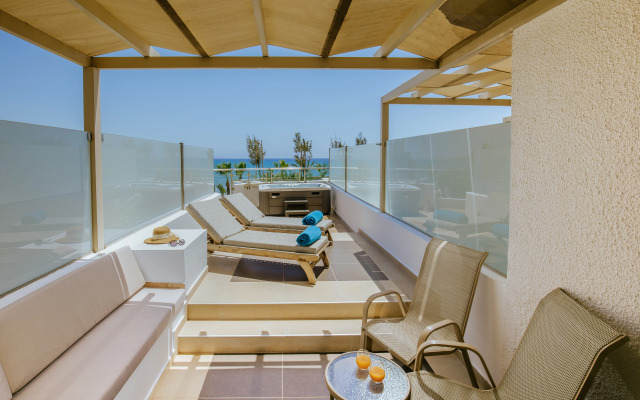 Golden Bay Beach Hotel