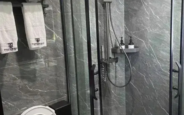 T98 e-sports hotel