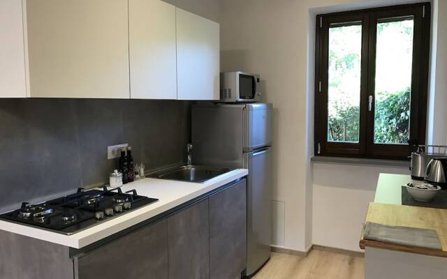 The Window on the Cathedral - Superior