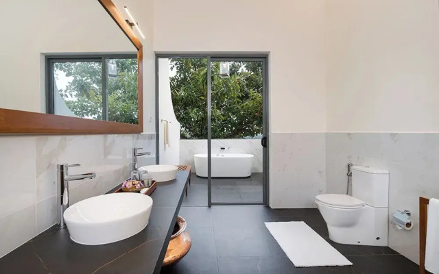 Heavensa Villas and Suites by The Clarks