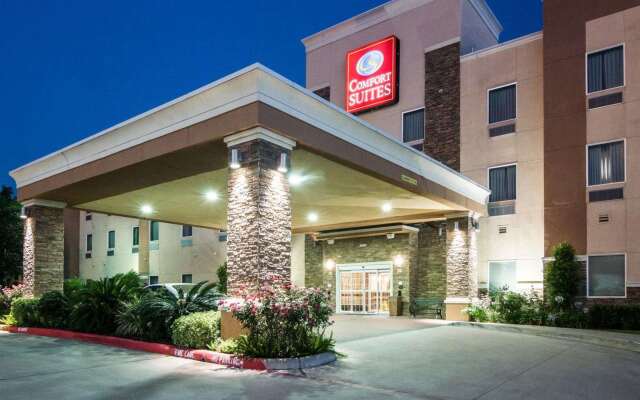 Comfort Suites at Katy Mills