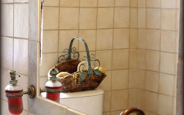 Nufaro Traditional Studios