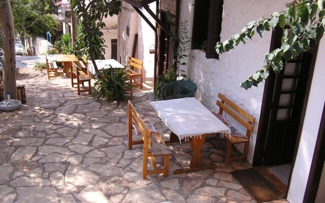 Turk Evi
