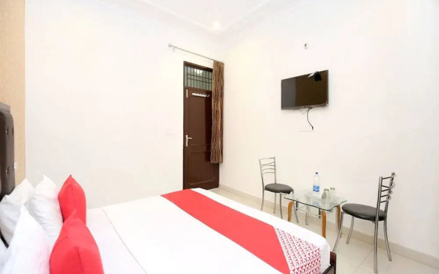 Hotel Adarsh By OYO Rooms