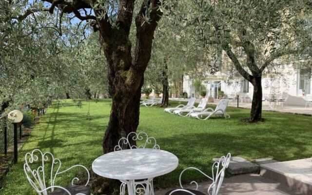 Englo Vacanze (RDG120)