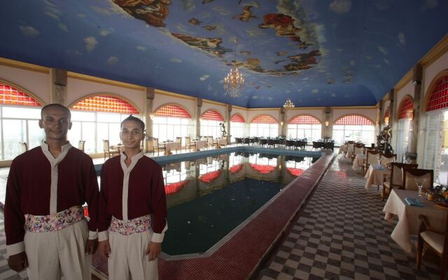 Imperial Grand Palace Hotel