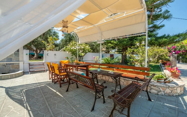 Panorama Studios & Apartments