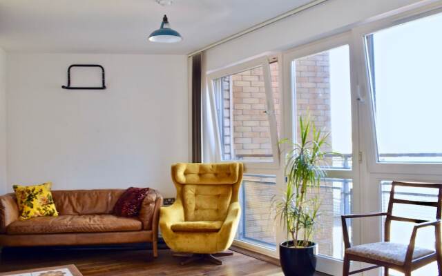 Modern Studio Apartment in Hackney