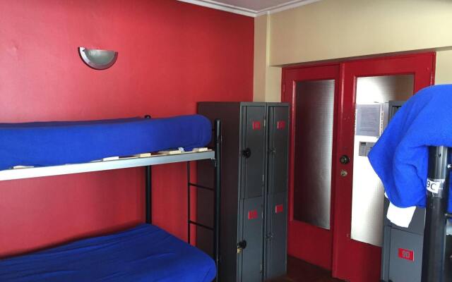 Travellers Place Hostel