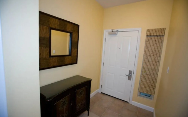 1208 Shores of Panama