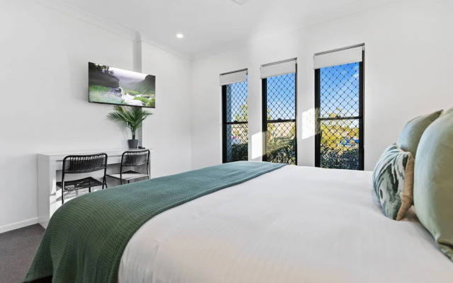 Trinity Oasis Spa BBQ Family Retreat