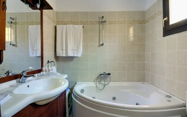 Enalion Hotel