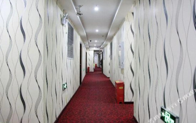 Tianyue Express Hotel (Wuhan Railway Station Happy Valley Branch)