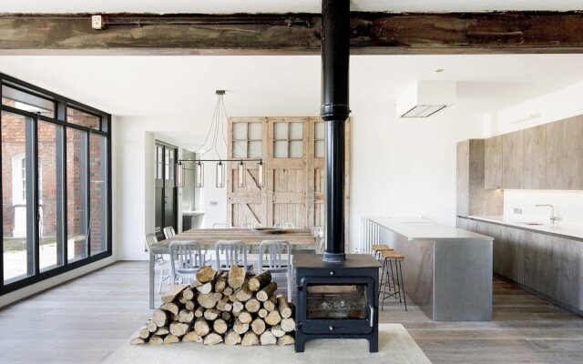 Stylish St John Conversion in the Centre of Rye