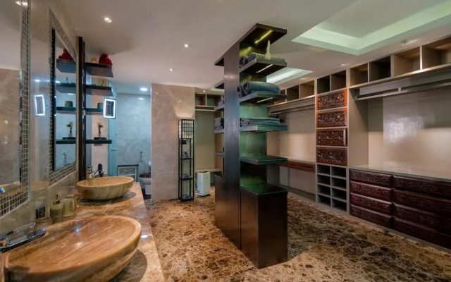 Classy 4-BR Seaview Villa at Surin Beach