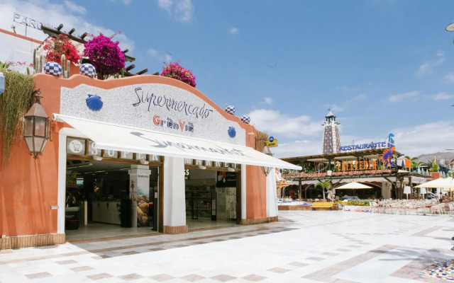 Parque Santiago Iii And Iv
