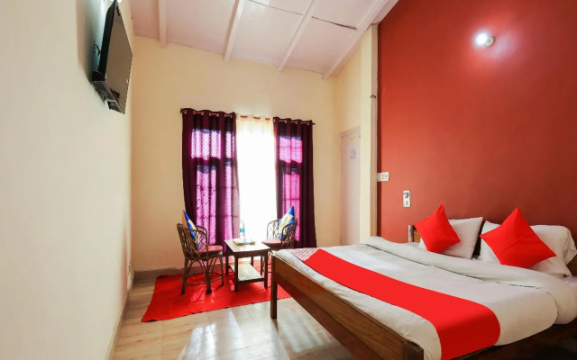 OYO Flagship 86192 Hotel Tulip