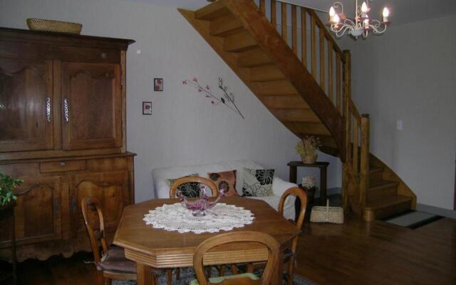 Gîte Verneix, 4 pièces, 6 personnes - FR-1-489-133