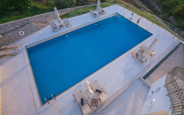 Anassia Villas