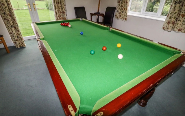 The Manor House at Kenwick Lodge