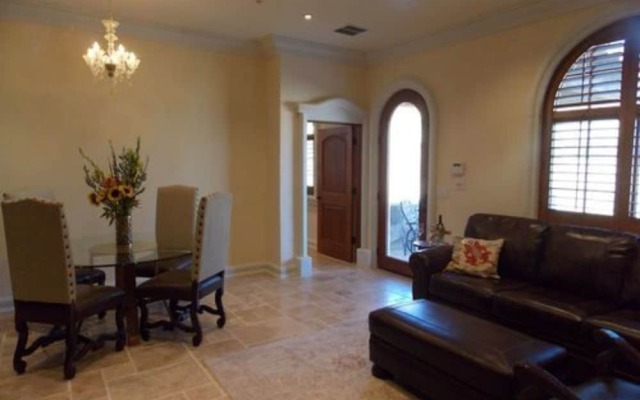 Thorn Hill Vineyards Villa Suite