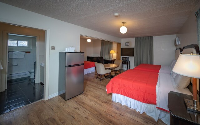 Choice Inn by the Falls