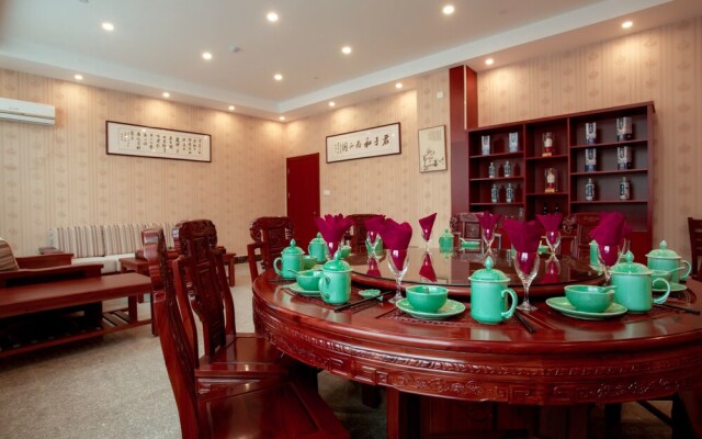 Qiandaohu Yayue Lake View Hotel