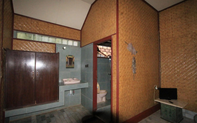 Bumi Aditya Hotel