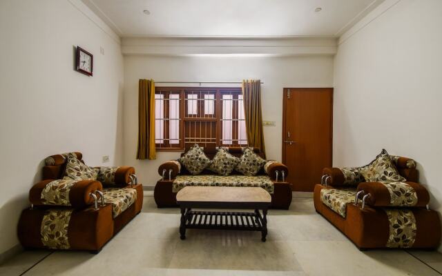 OYO Home 12240 3BHK Mangal Apartment Hiran Magri