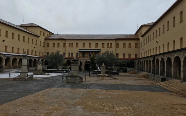 hotelImage