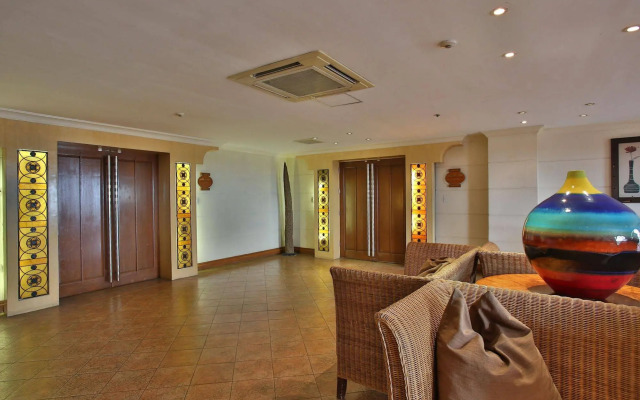 Crown Regency Suites & Residences - Mactan