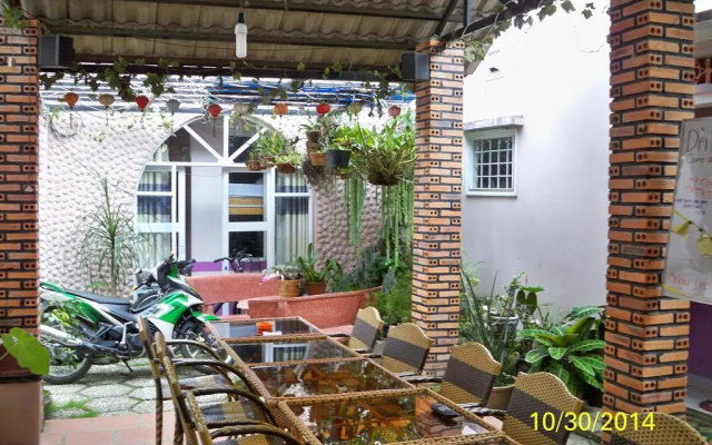Dalat Easy Friends Hostel