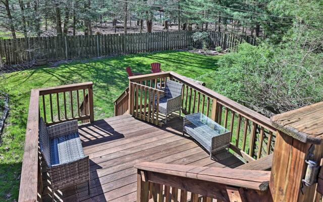 3 Mi to Kalahari: Pocono Mountain Home w/ Fire Pit