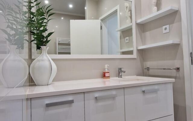 Ribas Apartment by Acasadascasas