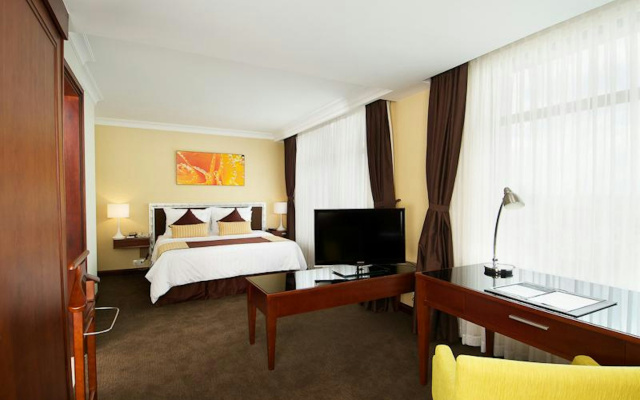 Vissai Saigon Hotel