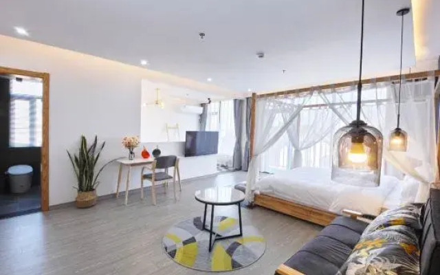 Suzhou Banmu Xianyun Homestay (Xishan Scenic Area)
