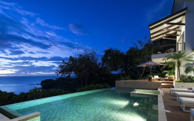 Villa Belvedere Pacific Sunsets 2 Private Pools
