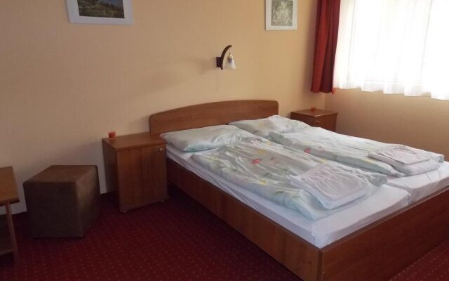 Hotel Family