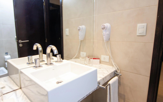 Amérian Tucuman Apart And Suites