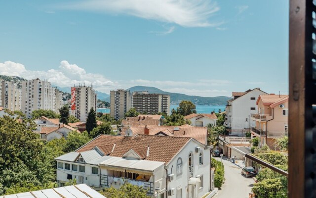 Apartments Bonaca Igalo