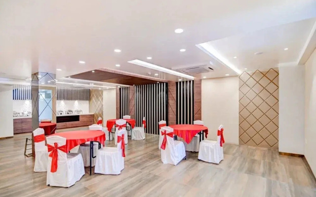 Hotel Triton by OYO Rooms