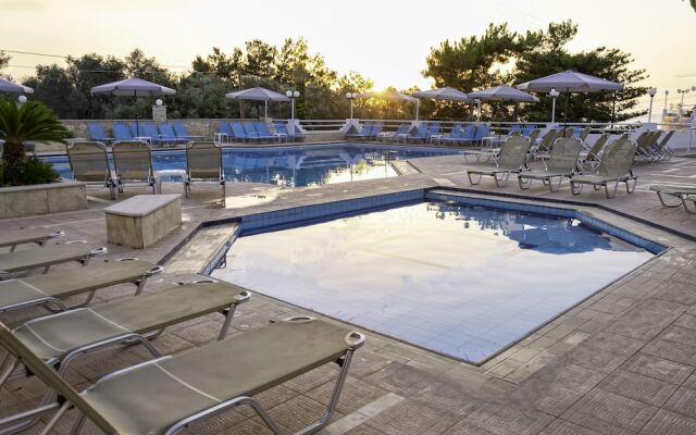 Sunset Paradise Resort