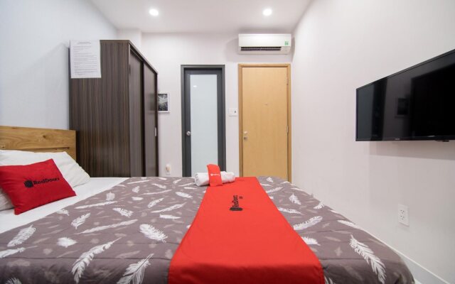 Shibrows By RedDoorz