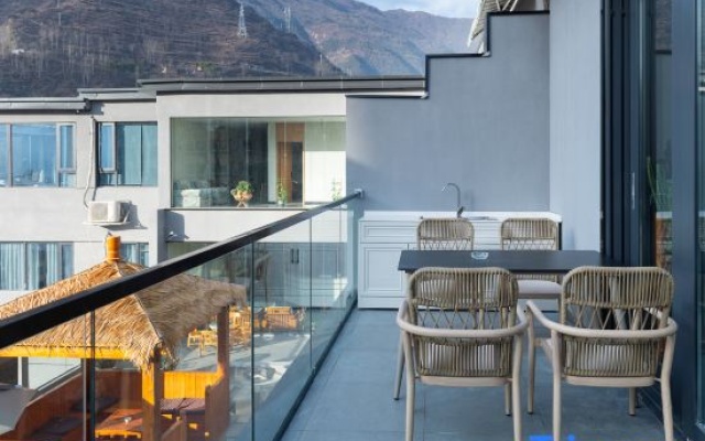 Jinchuan Yulong Hotel – Outside – Ngawa